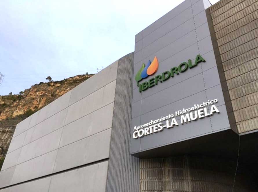 EDIFICIOS AUXILIARES DE LA C.H. LA MUELA EN CORTES DE PALLÁS | VALENCIA